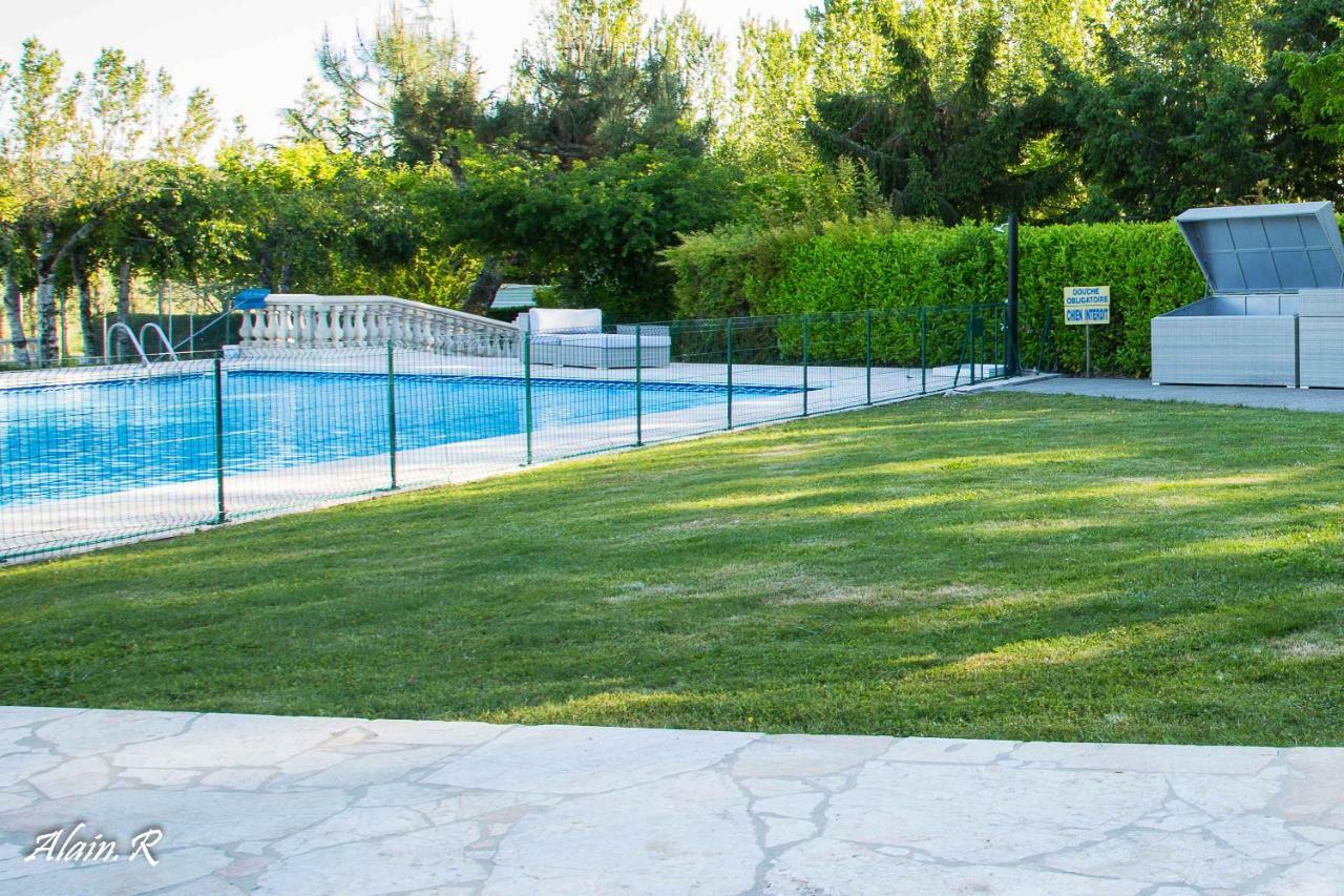 Paradise Challets And Camping Hotel Sarrecave Ngoại thất bức ảnh
